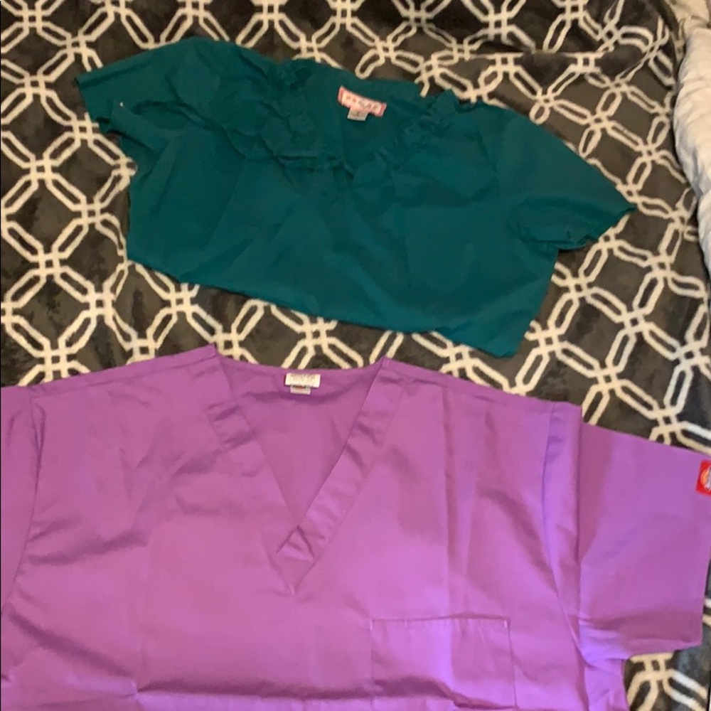 2 scrub tops